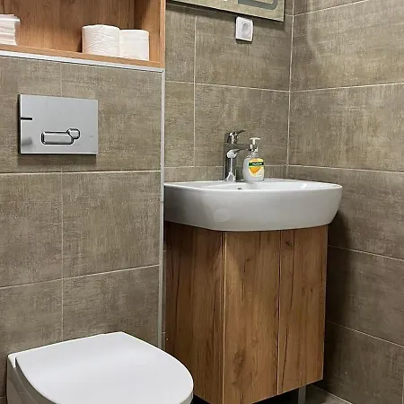Apartment Apartman Forest Rest